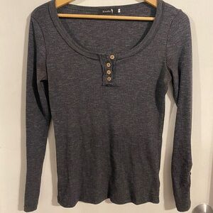 Long sleeve dark gray soft henley button top womans small